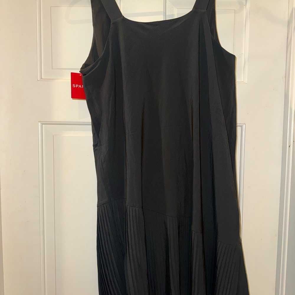 Olive Green Pleated Dress - Picture 4 of 5